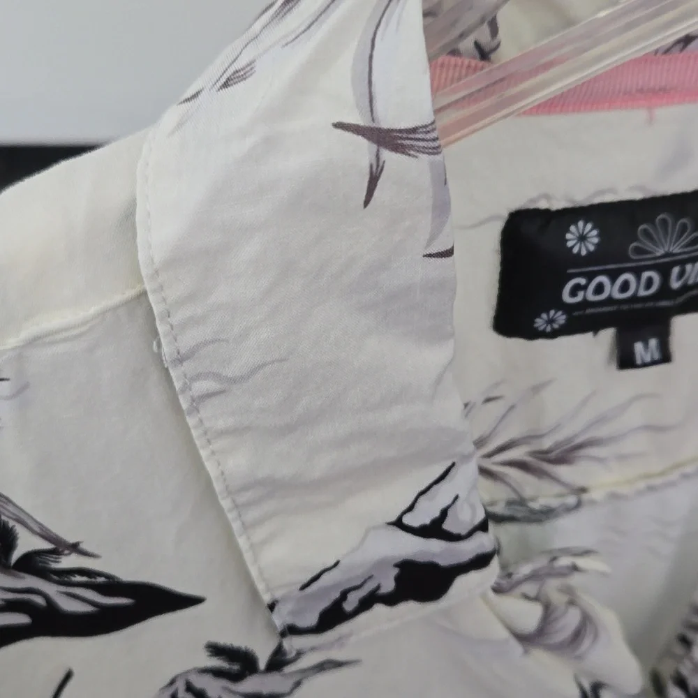 Good Vibes tropical short sleeve shirt - Picture 3 of 12